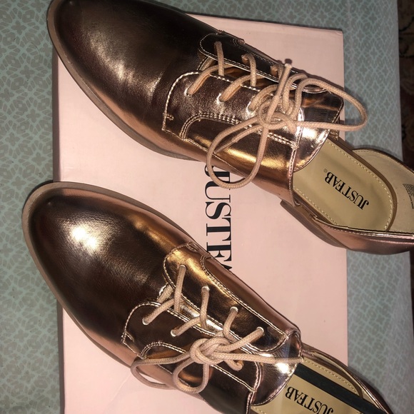 Shoes - Picture 3 of 11